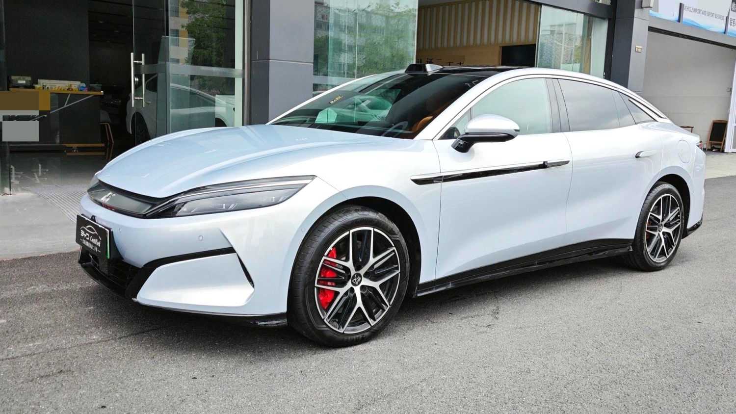 BYD HAN L 2025 EV four-wheel drive LiDAR flagship model
