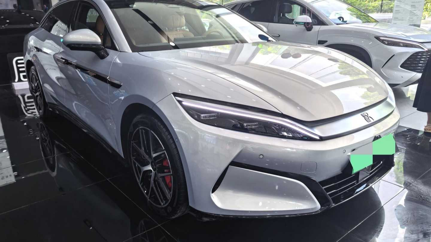 BYD HAN L 2025 EV four-wheel drive LiDAR flagship model