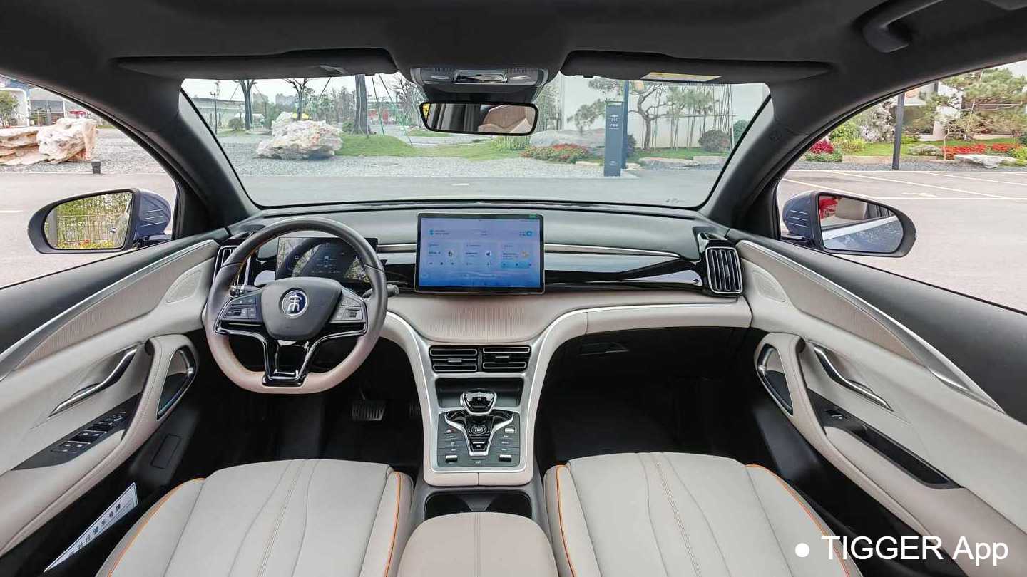 BYD SONG Pro 2024 Honor Edition DM-i 71KM Superb