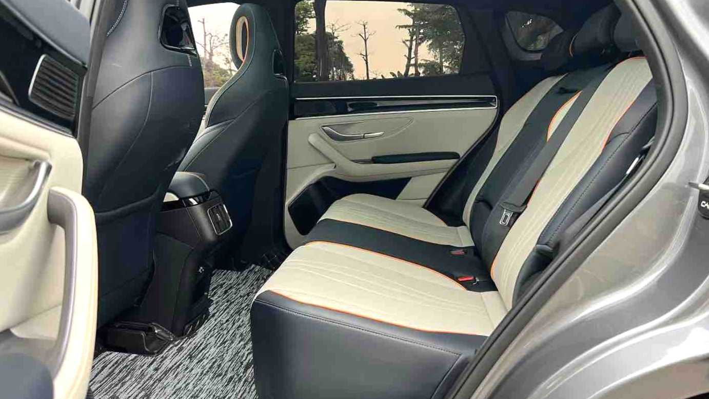 BYD Song Plus 2023 Champion DM-i 110KM Flagship Edition