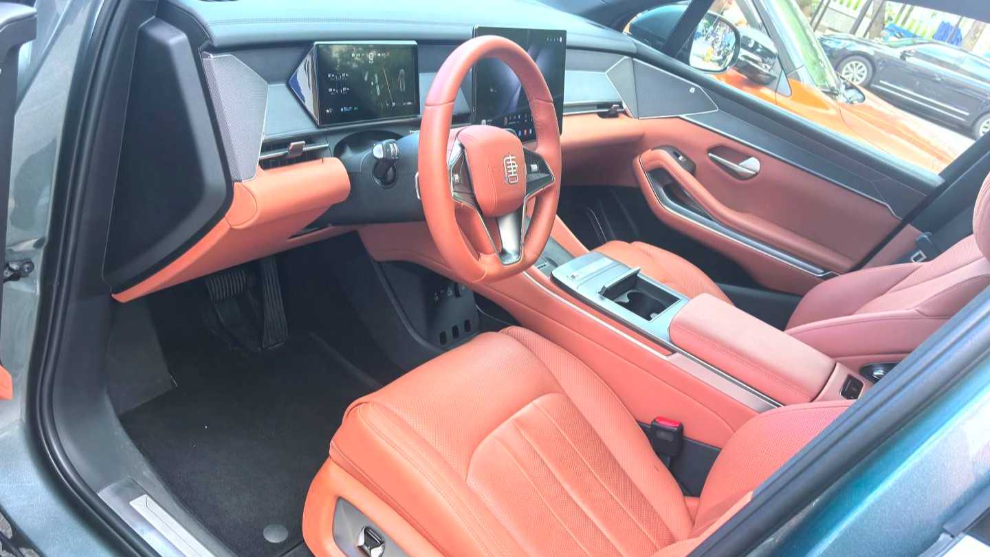 BYD Tang L 2025 DM 175KM Drone Player Edition