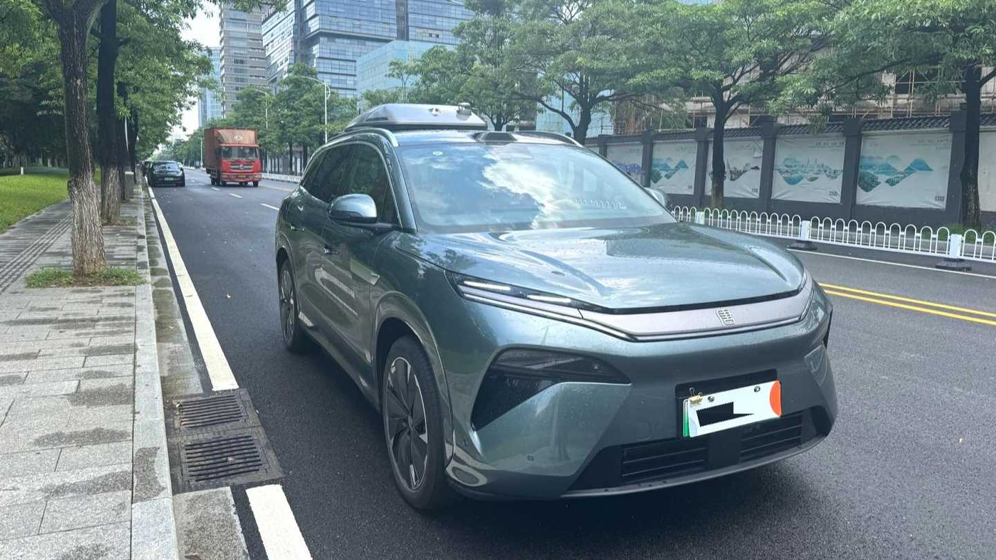 BYD Tang L 2025 DM 175KM Drone Player Edition