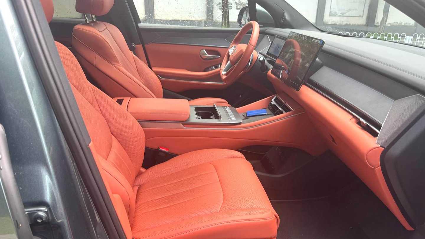 BYD Tang L 2025 DM 175KM Drone Player Edition