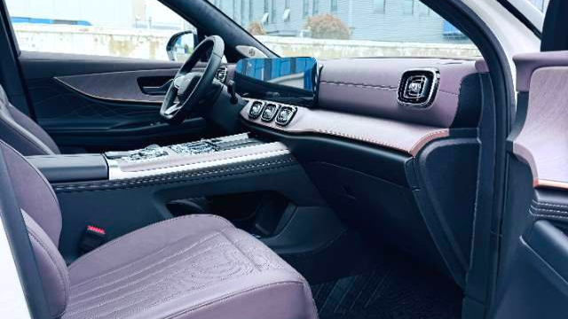 Chery Tiggo 9 2025 2.0T Automatic 2WD Premium Edition 5-seater