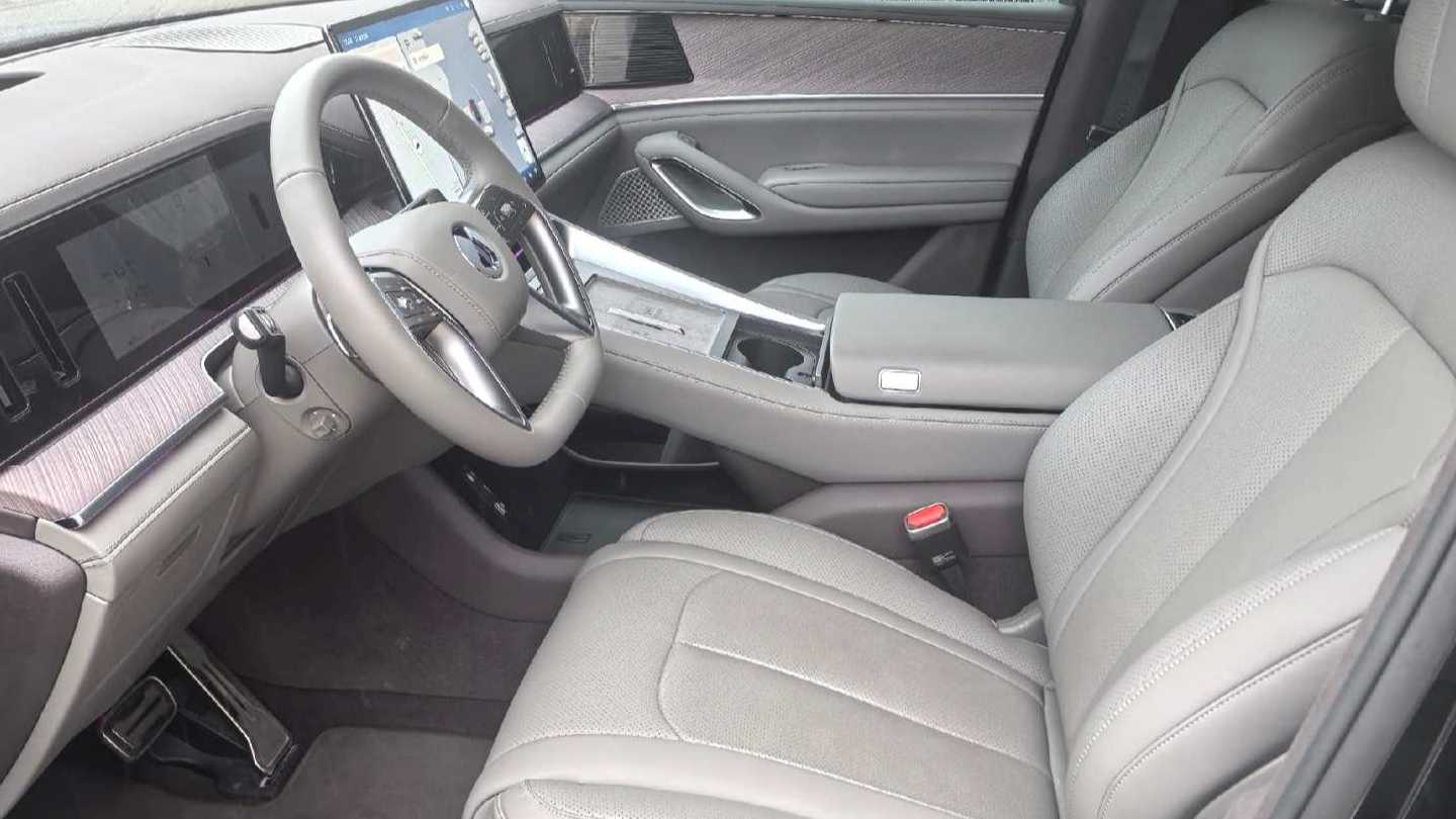 DENZA N9 2025 flagship model