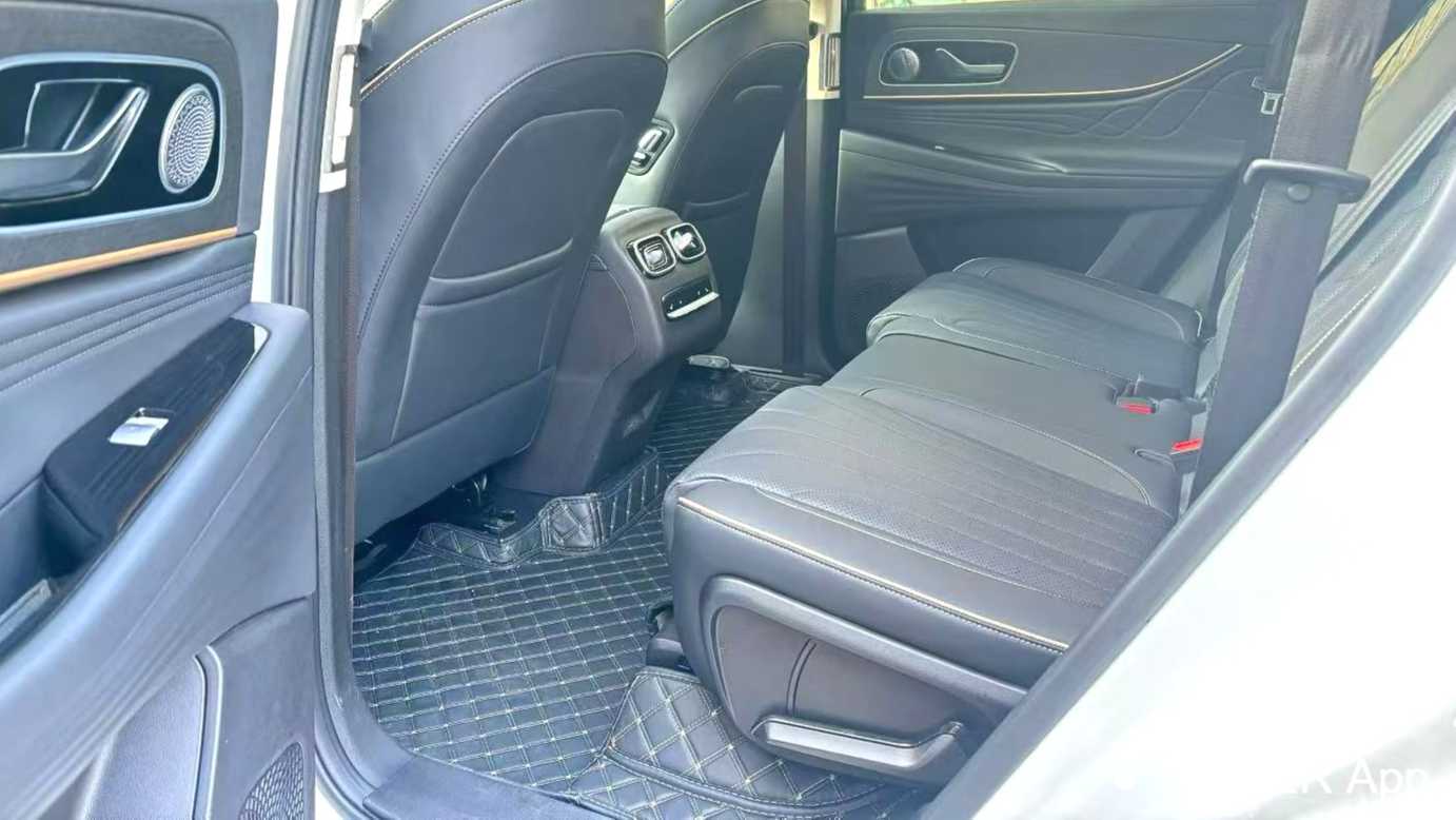 Chery Tiggo 9 2023 2.0T Automatic 2WD Luxury Edition 7-seater