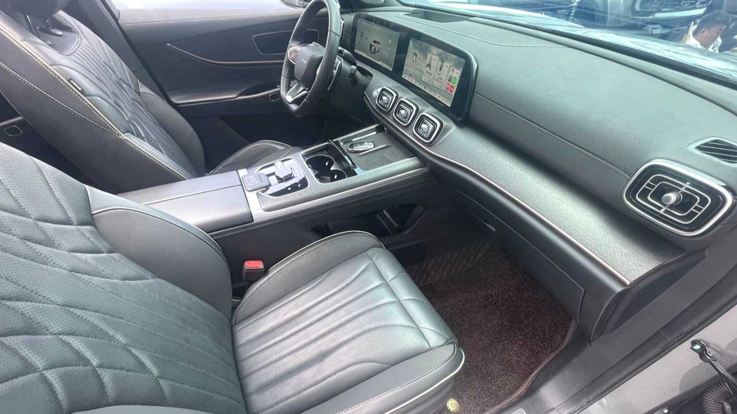 Chery Tiggo 9 2023 2.0T automatic four-wheel drive flagship version 7-seater