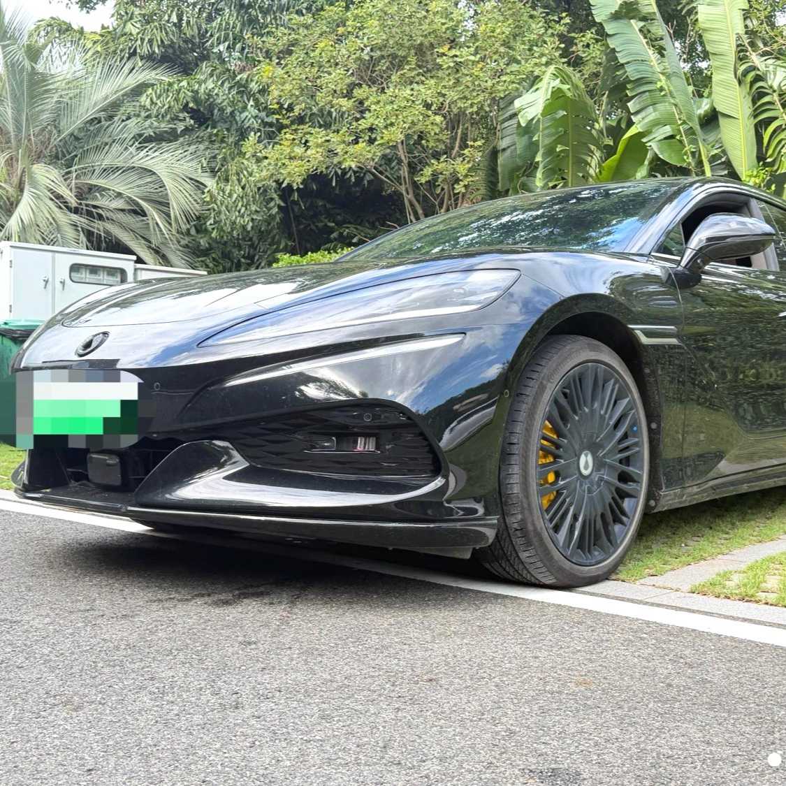 DENZA Z9GT 2024 630 4WD Max Edition سيارة مستعملة