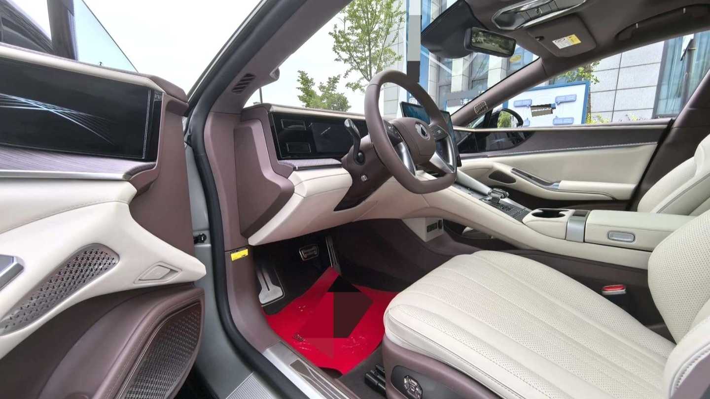 DENZA Z9GT 2024 1100 4WD Max First Edition