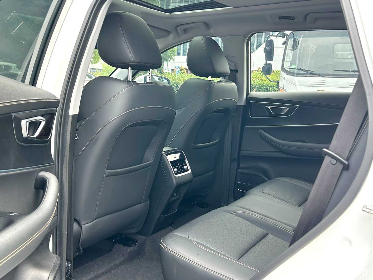 مستعمل Chery Tiggo 8 2022 1.5TCI Automatic Prestige Edition 7-seater