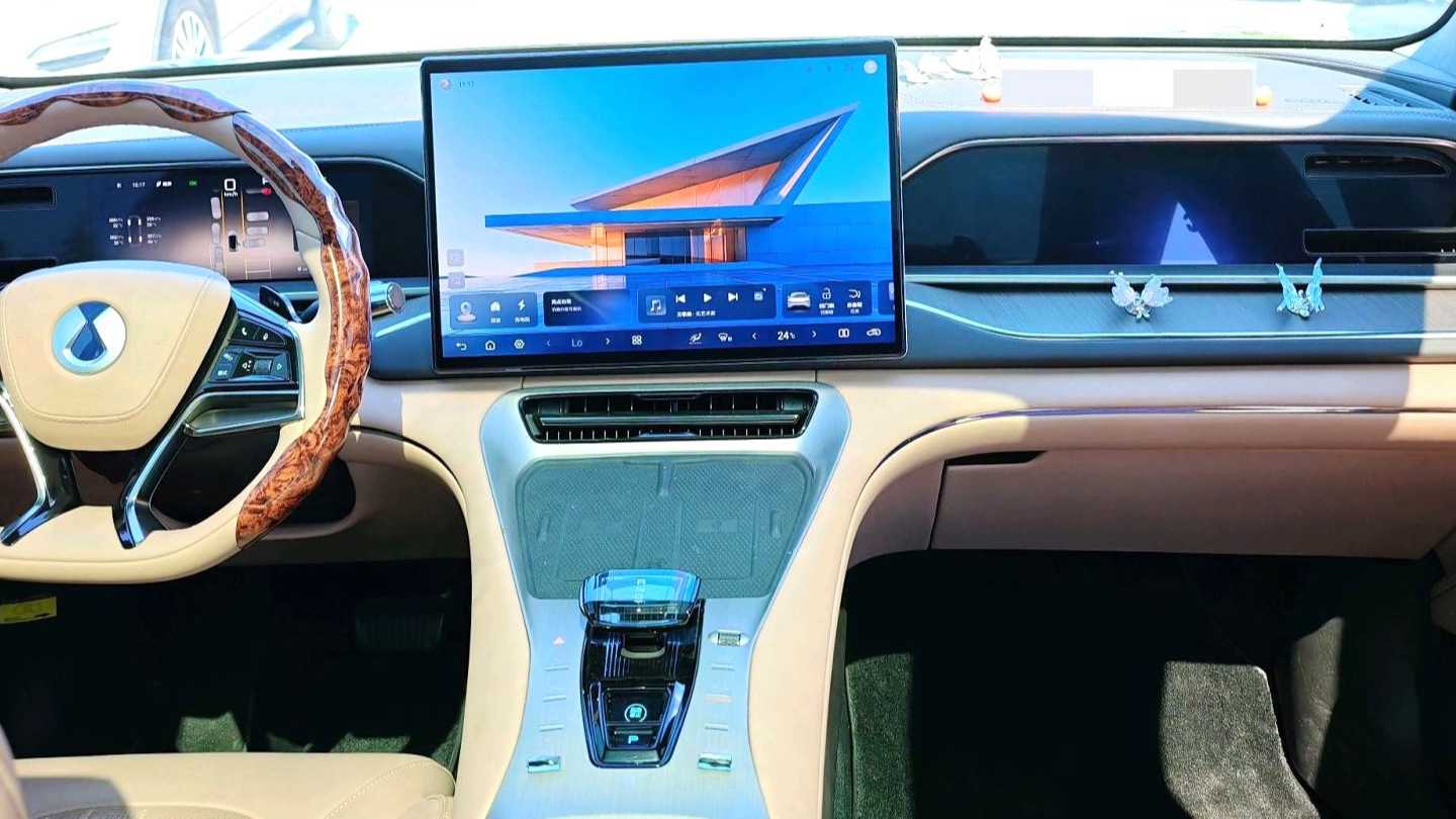 DENZA N7 2025 702 Intelligent Driving Dual Laser Honor Edition