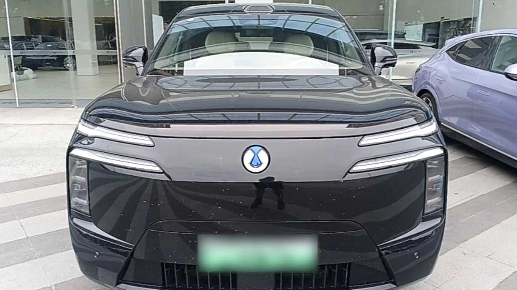 DENZA N8 2023 Four wheel drive ultra hybrid flagship six seater version