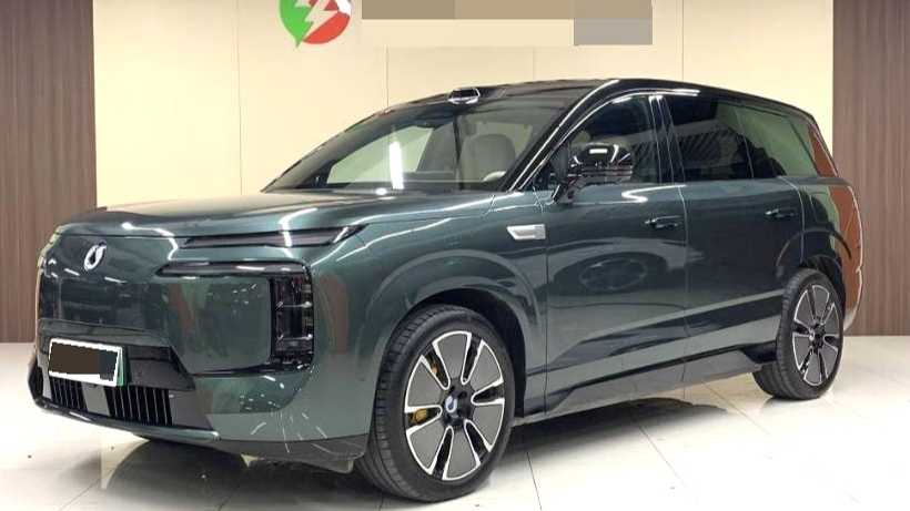 DENZA N8 2023 Four wheel drive ultra hybrid flagship six seater version