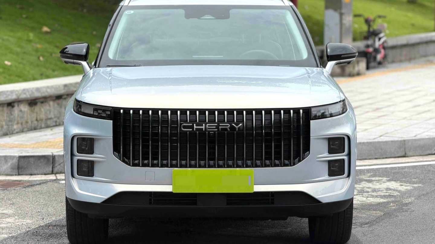 Chery Explorer 06 2024 Urban version 1.6T two wheel drive luxury