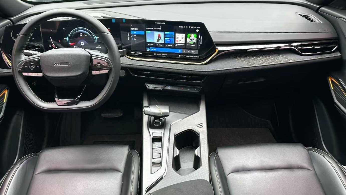 OSHAN X5 PLUS 2023 1.5T DCT Excellence Model