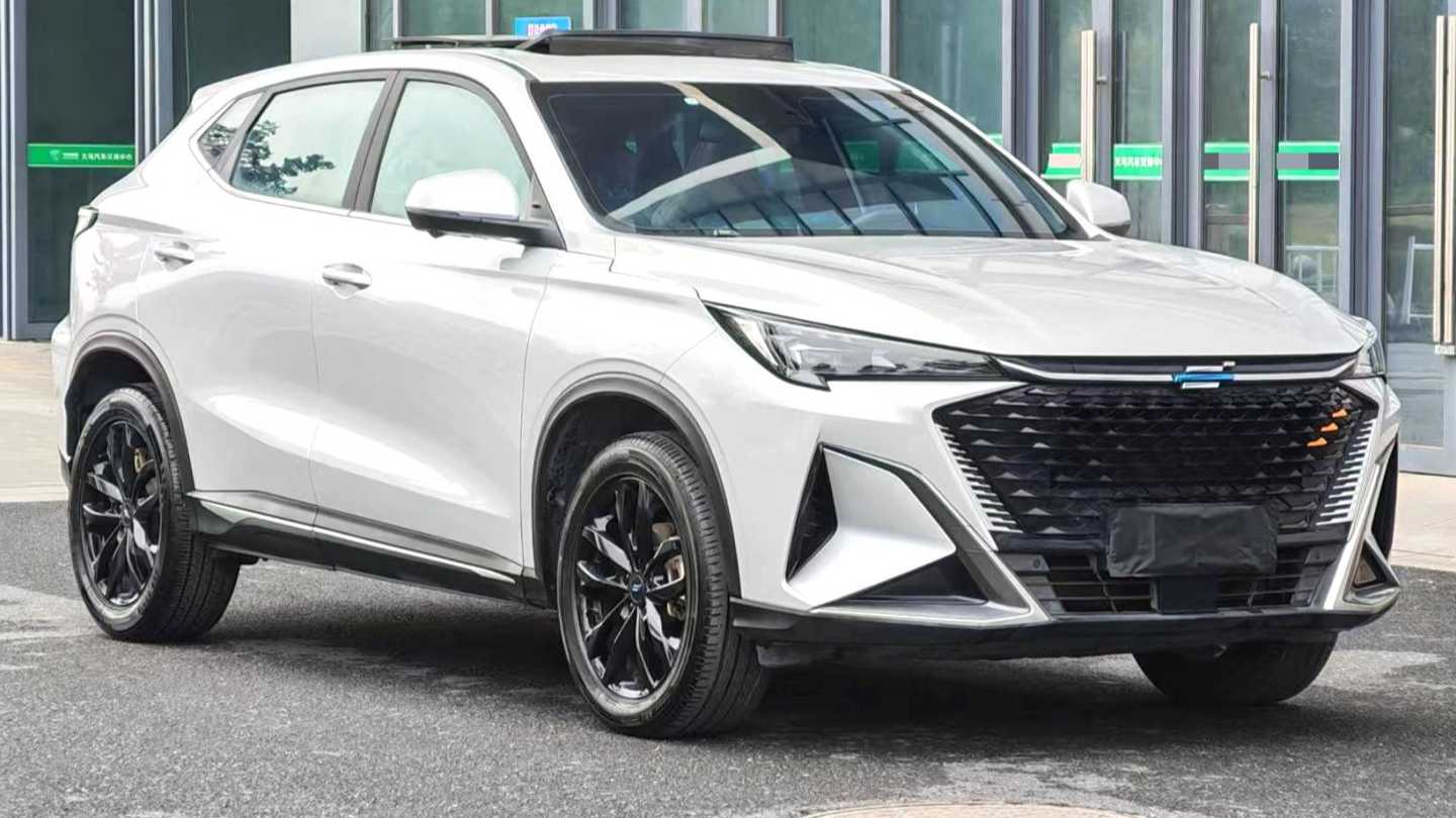 OSHAN X5 PLUS 2023 1.5T DCT Intelligent AI Edition