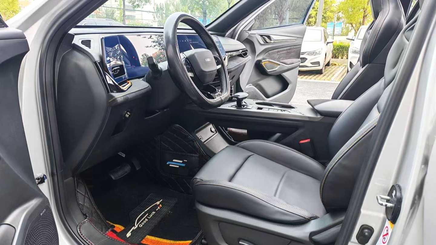 OSHAN X5 PLUS 2023 1.5T DCT Intelligent AI Edition