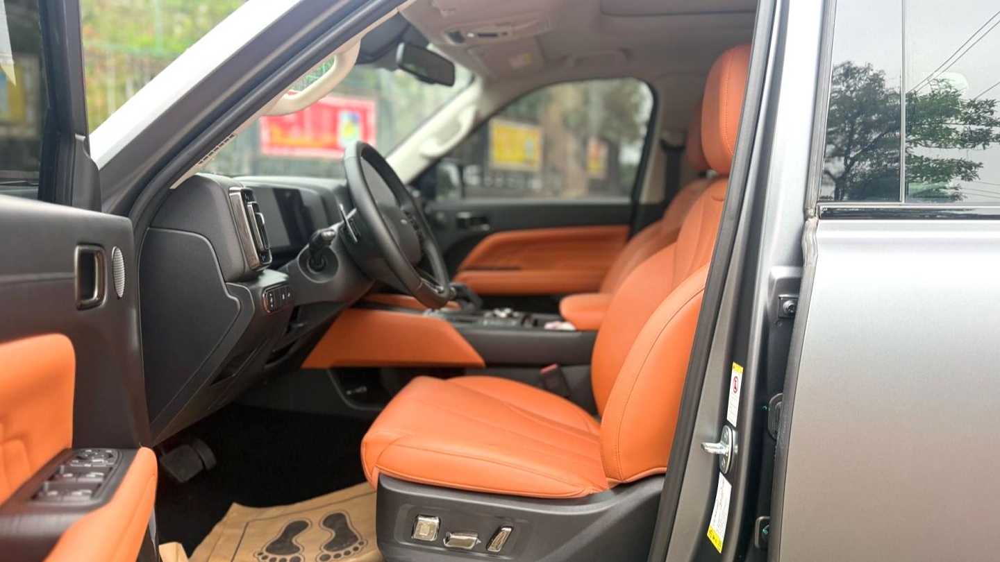 HAVAL H9 2024 2.0T gasoline four-wheel drive Extreme Edition