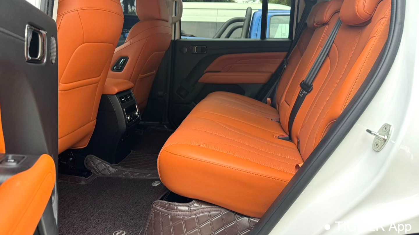 HAVAL H9 2024 2.4T diesel four-wheel drive Extreme Edition