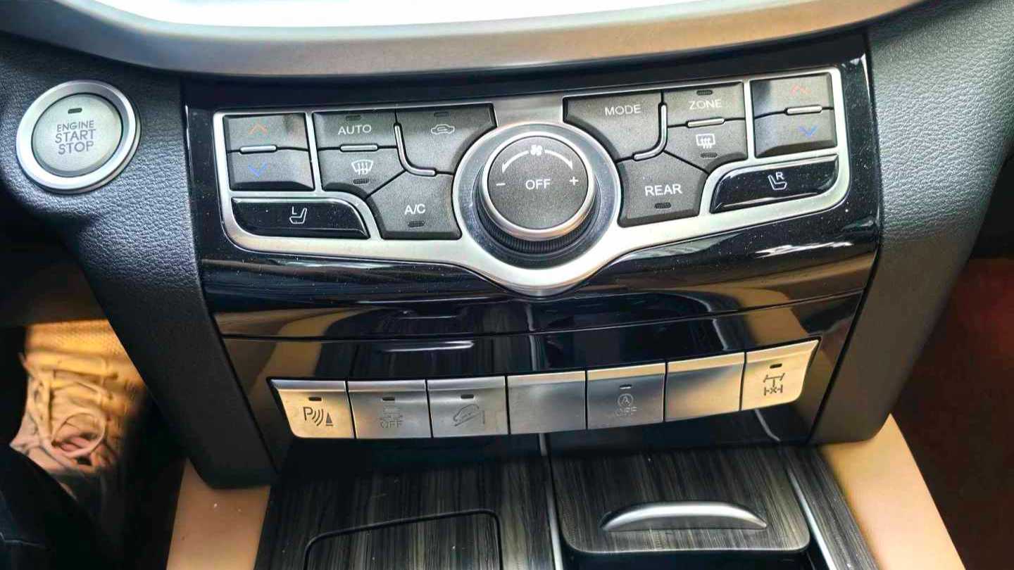 HAVAL H9 2022 2.0T gasoline four-wheel drive luxury 5-seater