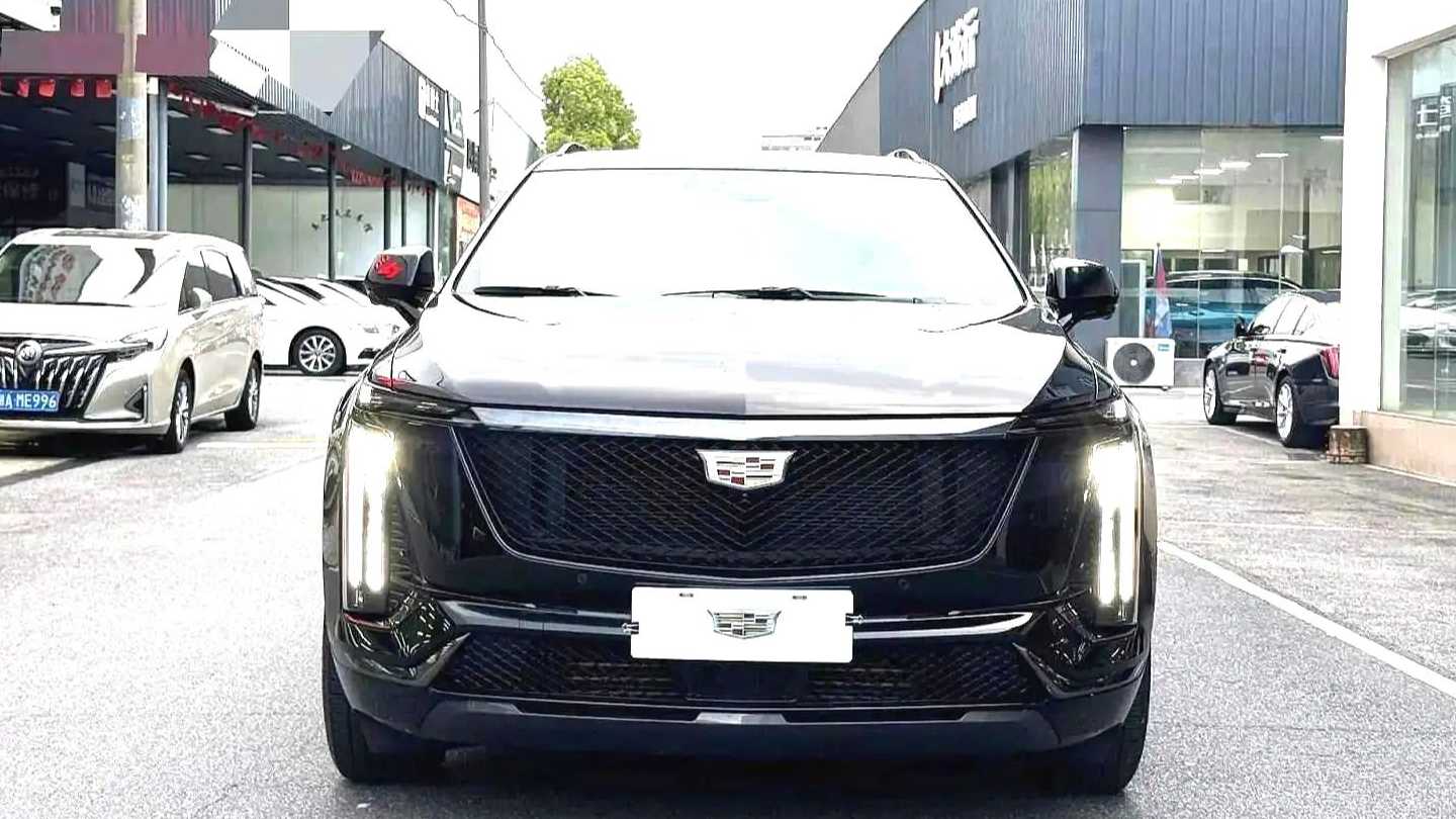 CADILLAC XT5 2025 2.0T Prestige Model