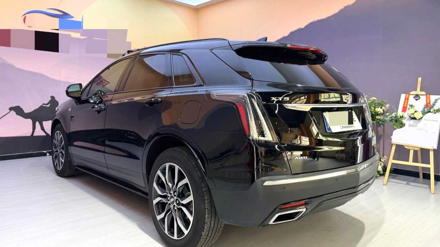 CADILLAC XT5 2024 2.0T four-wheel drive luxury model (Hummingbird version)