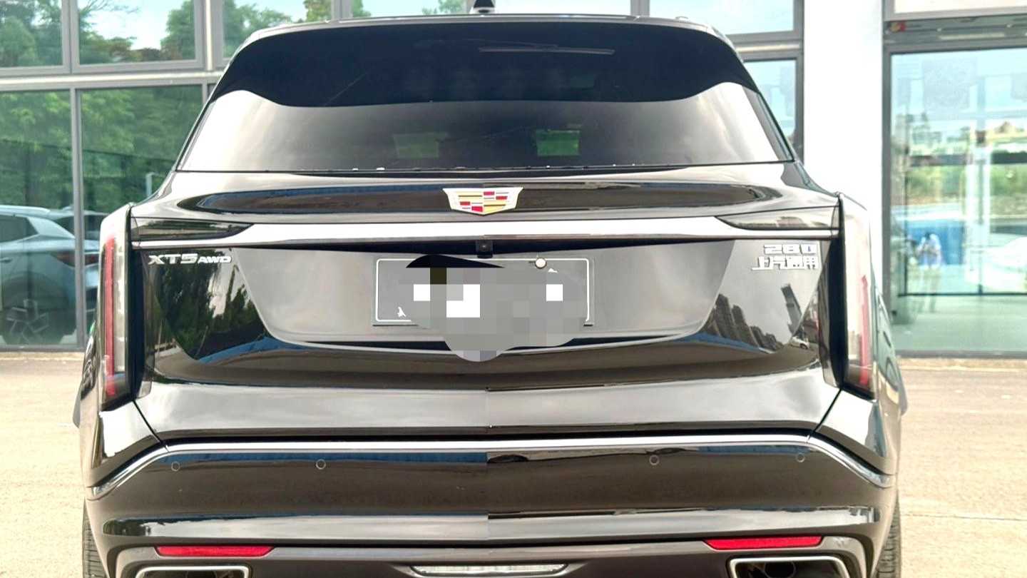 CADILLAC XT5 2025 2.0T Luxury Model
