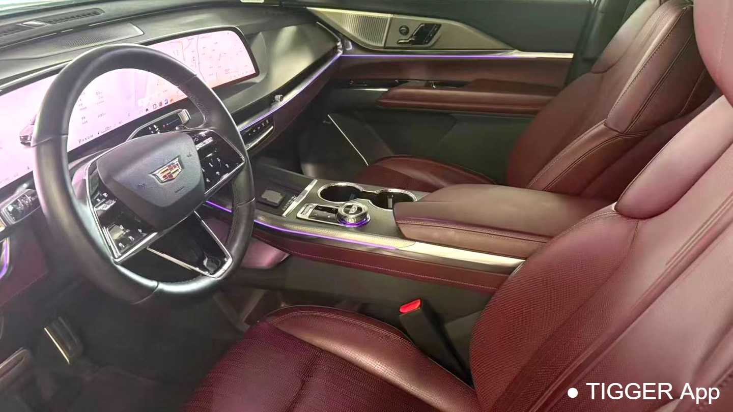 CADILLAC XT5 2025 2.0T Platinum Type