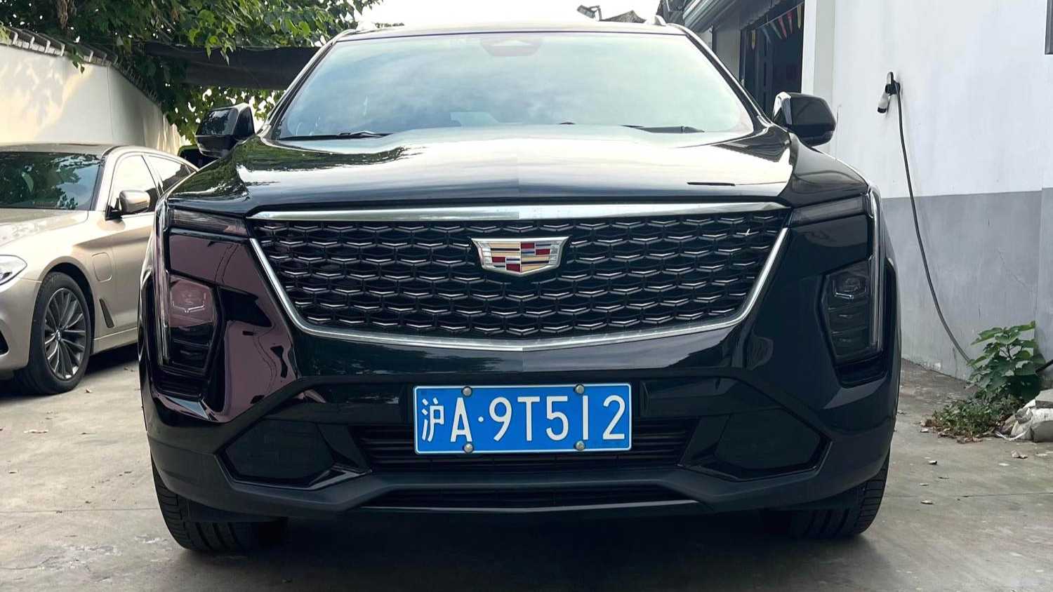 CADILLAC XT4 2024 28T two wheel drive luxury model