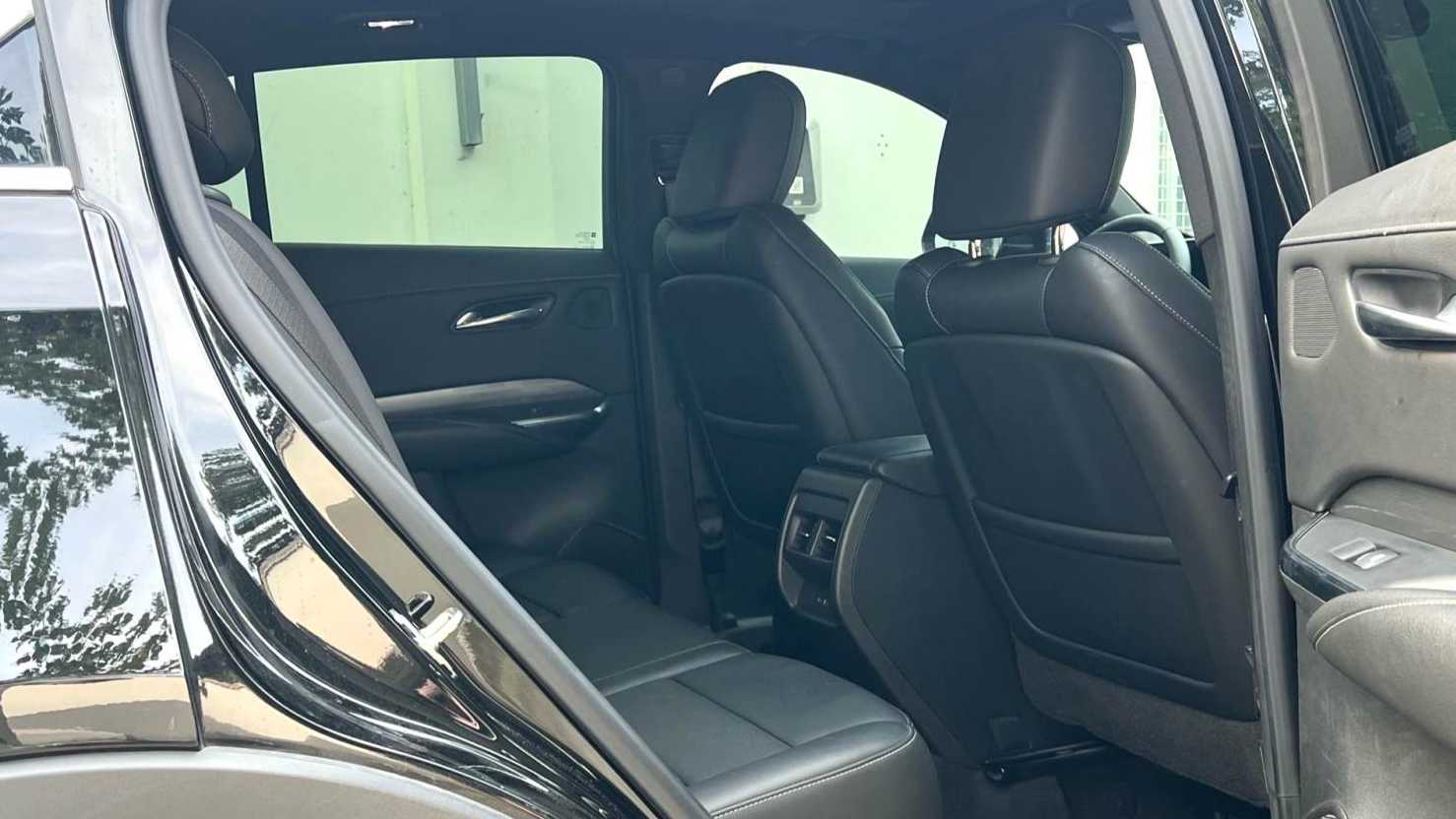 CADILLAC XT4 2024 28T two wheel drive luxury model