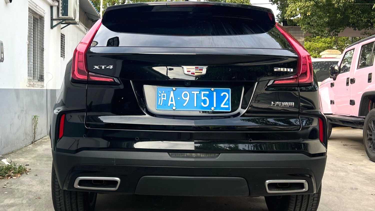 CADILLAC XT4 2024 28T two wheel drive luxury model