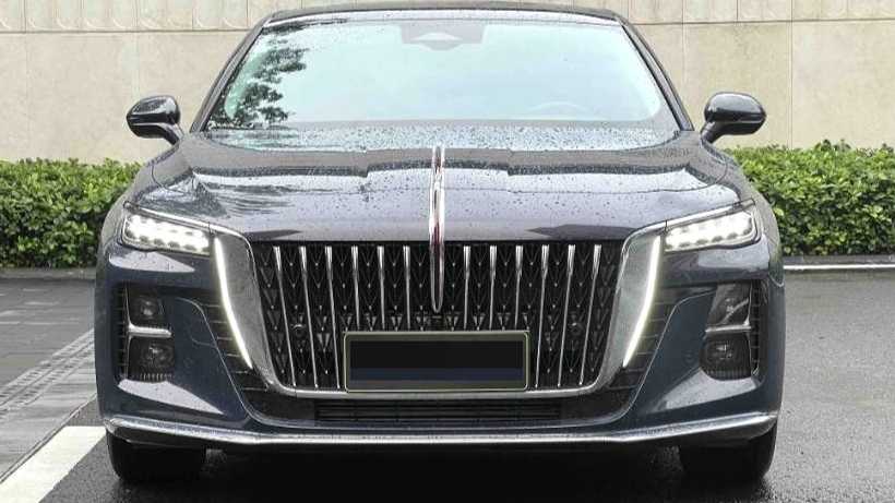 Hong Qi H5 2023 2.0T Automatic Intelligent Connection Flag Leading Edition