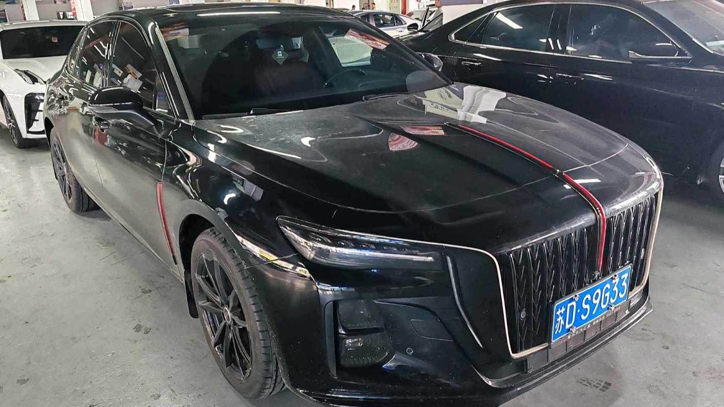 Hong Qi H5 2025 1.5T DCT Dark Shadow Edition