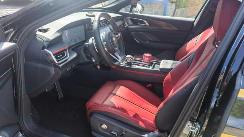 Hong Qi H6 2024 2.0T Zhishang Edition