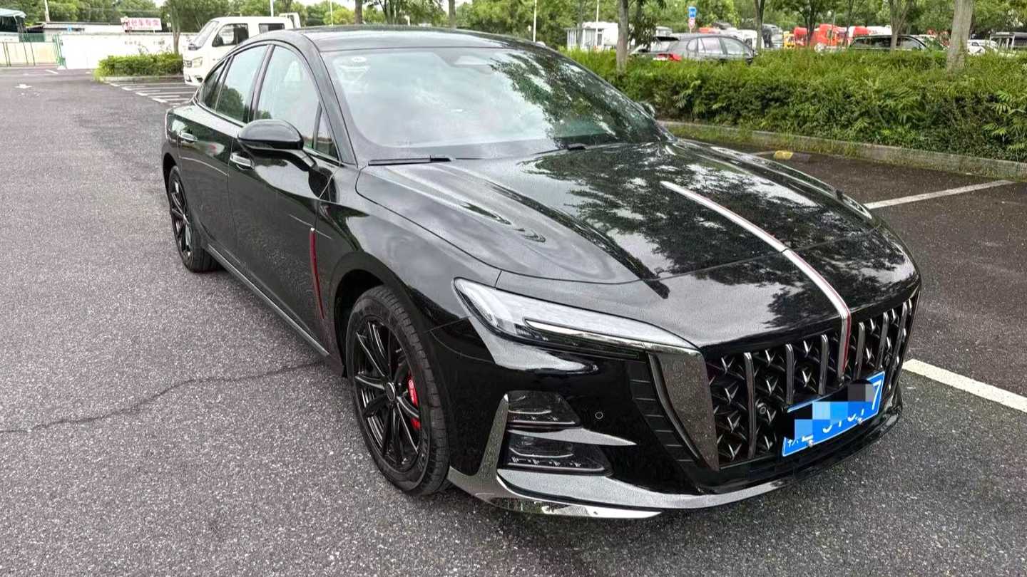 Hong Qi H6 2024 2.0T Zhishang Edition