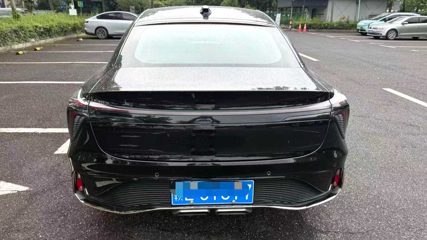 Hong Qi H6 2024 2.0T Zhishang Edition