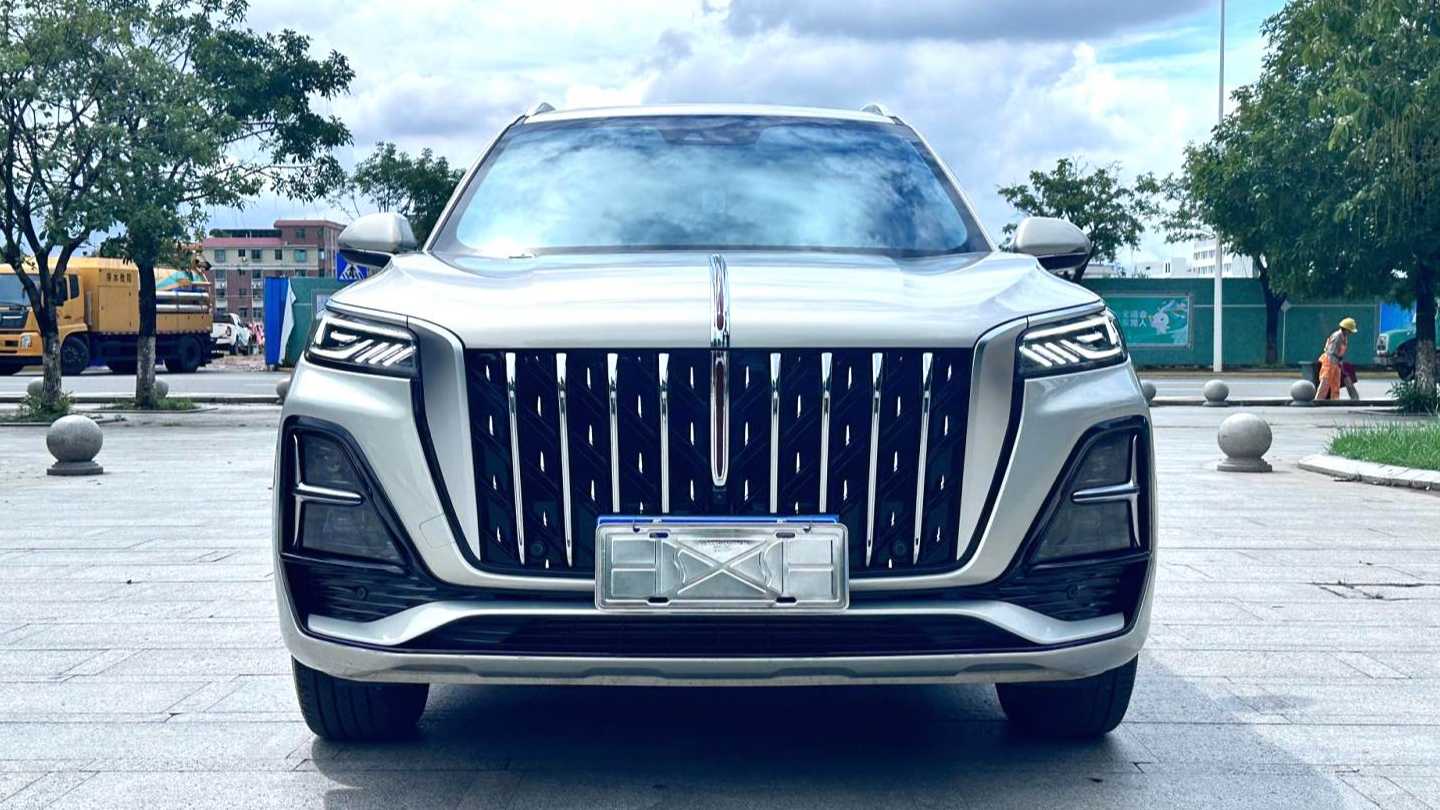 Hong Qi HS5 2023 2.0T Flagship Pro Edition