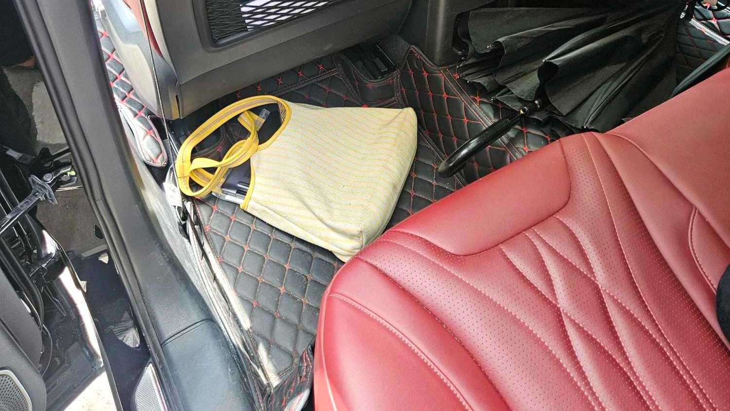 Hong Qi HS5 2025 2.0T 2WD Flagship Pro Edition