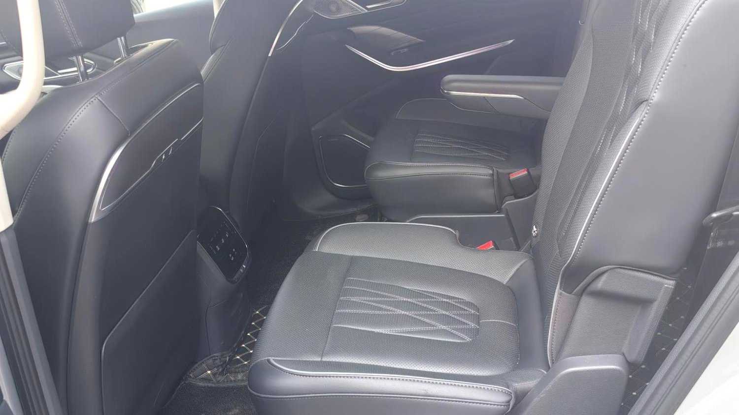 Hong Qi HS7 2024 2.0T PHEV four-wheel drive flagship version 6-seater