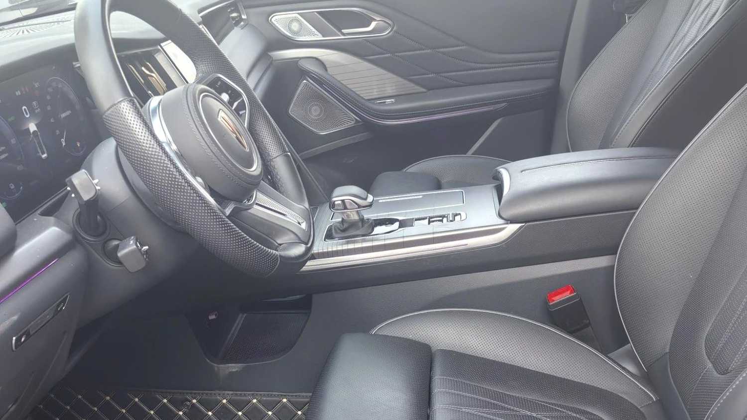 Hong Qi HS7 2024 2.0T PHEV four-wheel drive flagship version 6-seater
