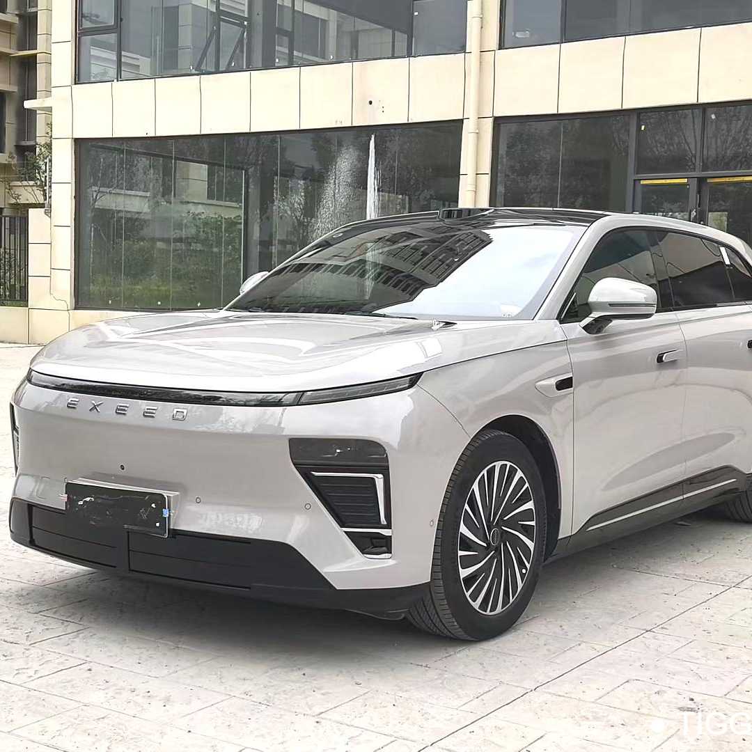 EXEED STERRA ET‌ 2025 Extended Range 240 Max 4WD Подержанный автомобиль