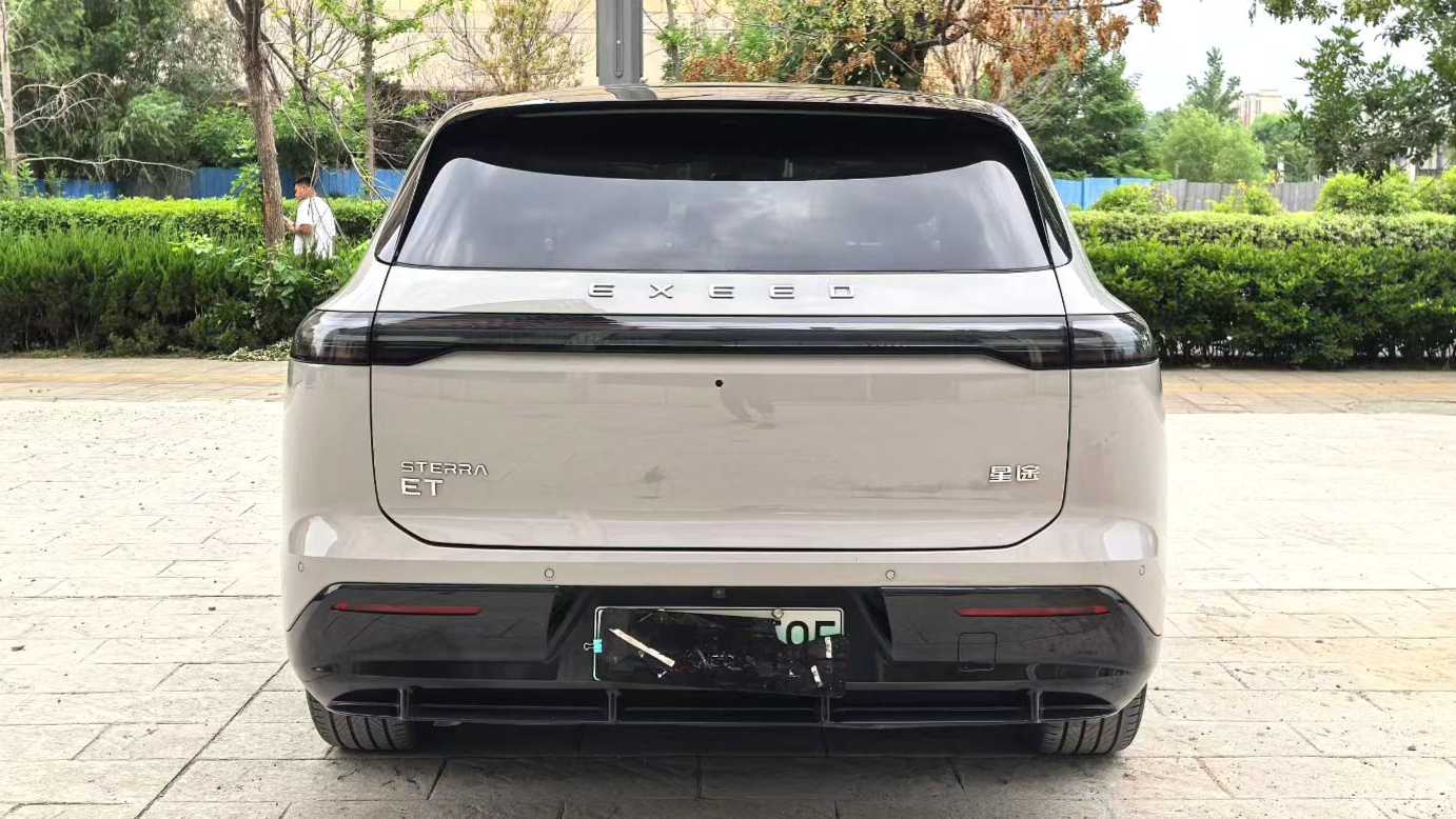 EXEED STERRA ET‌ 2025 Extended Range 240 Max 4WD