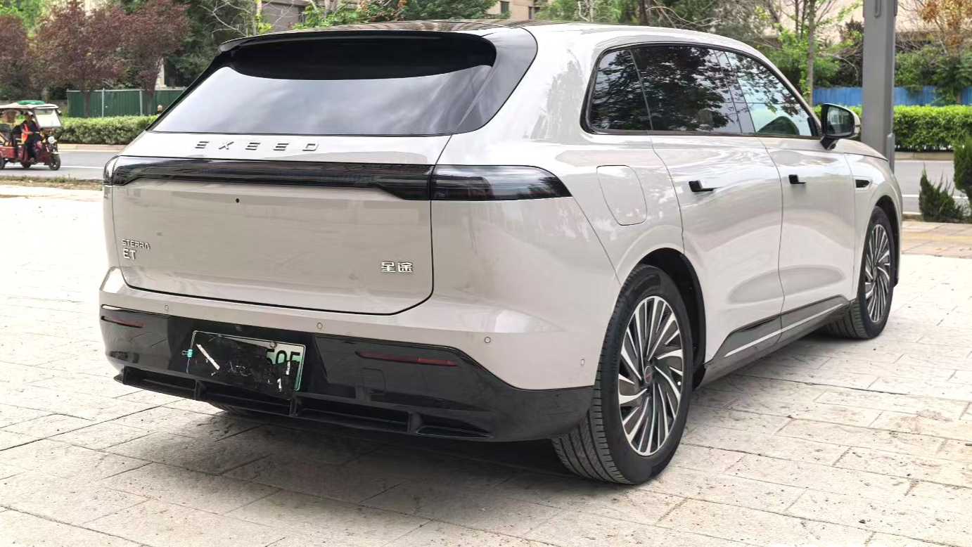 EXEED STERRA ET‌ 2025 Extended Range 240 Max 4WD