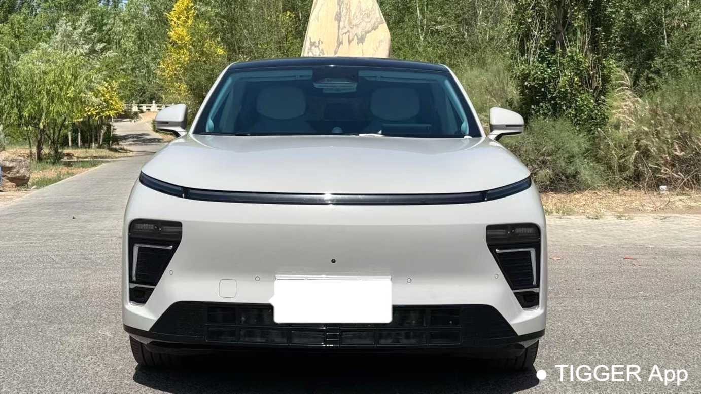 EXEED STERRA ET‌ 2025 Extended range 240 Pro four-wheel drive high-speed assisted driv