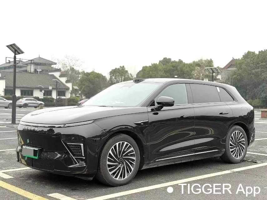 Подержанный EXEED STERRA ET‌ 2025 Extended range 240 Max four-wheel drive urban assisted driving