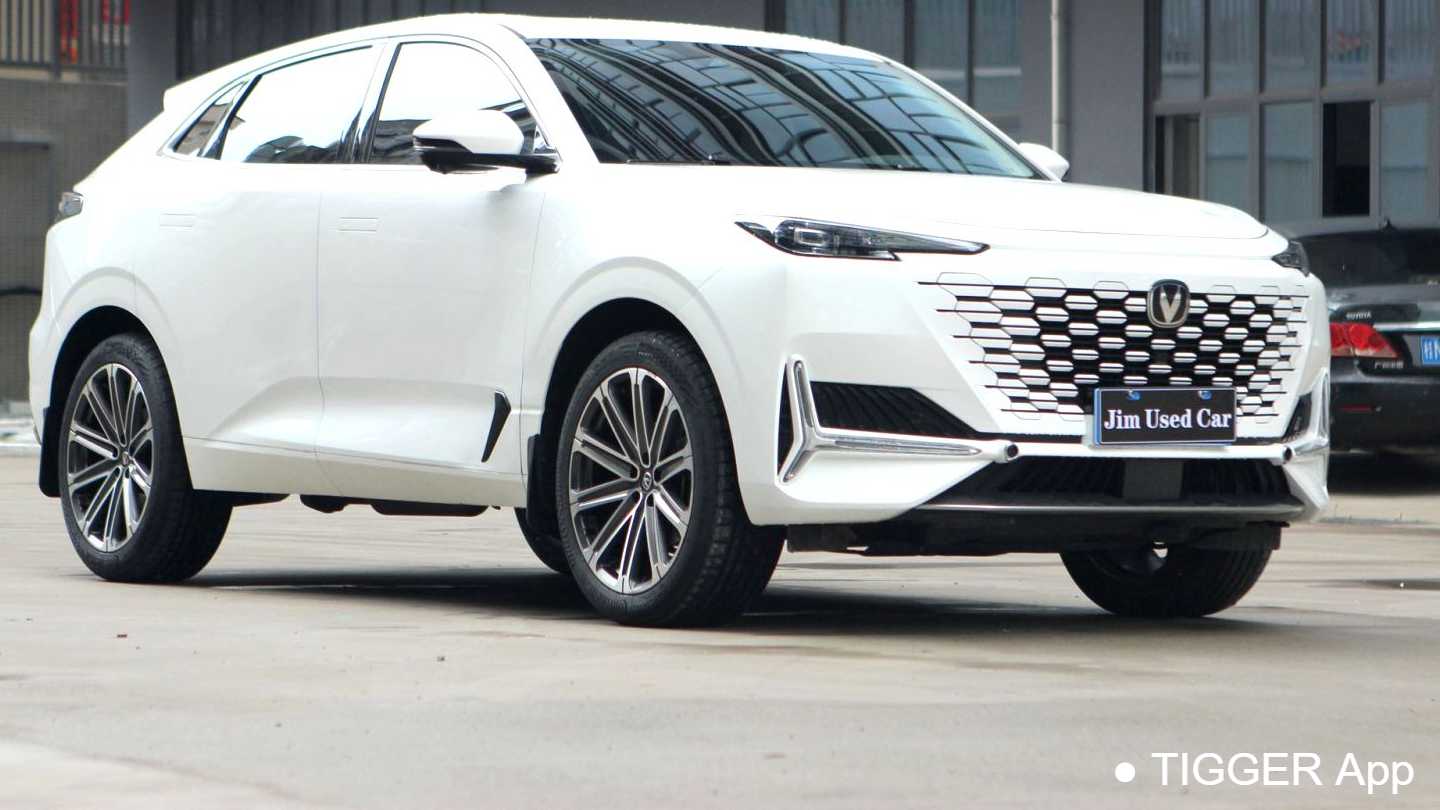 Changan UNI-K 2024 2.0T two wheel drive travel upgrade version
