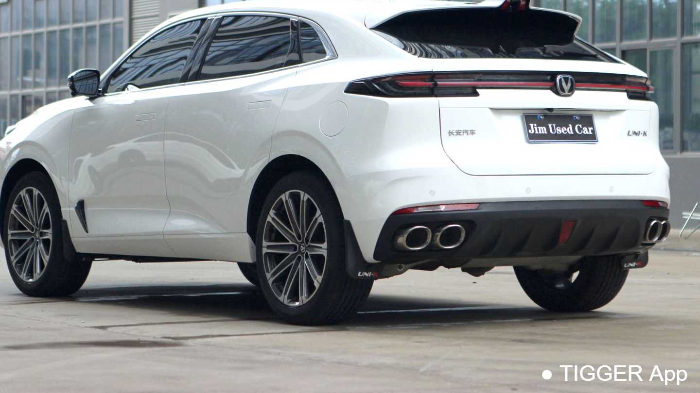 Changan UNI-K 2024 2.0T two wheel drive travel upgrade version