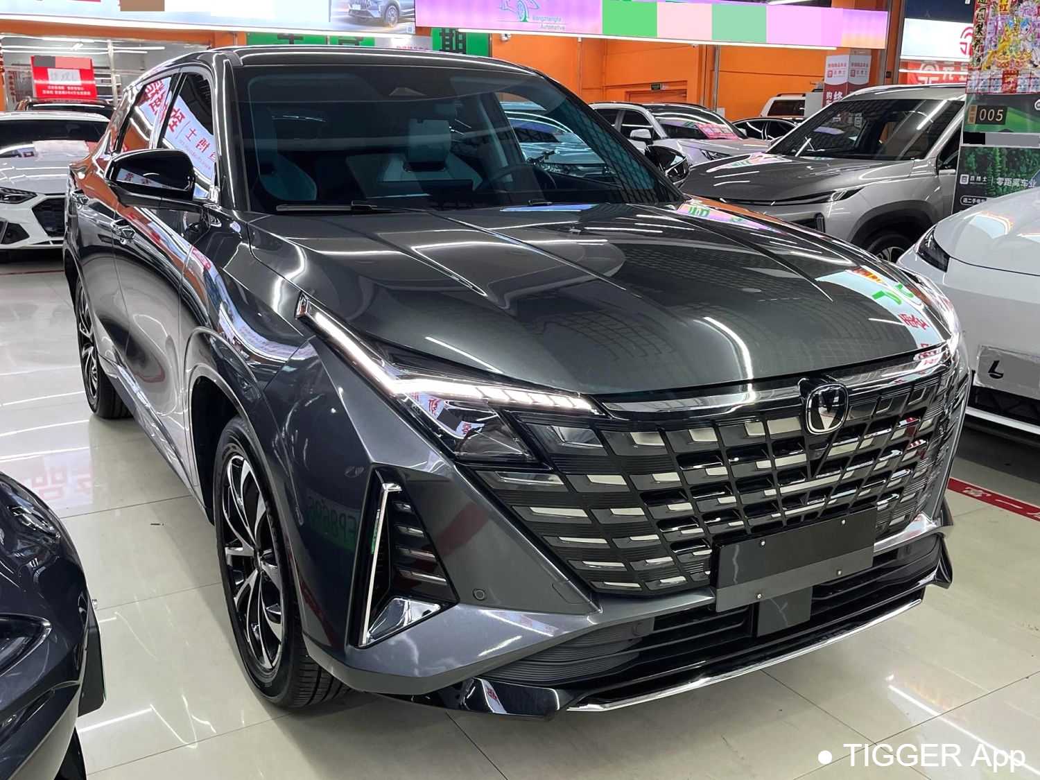 Used Changan UNI-Z PHEV‌ 2024 Blue Whale Intelligent iDD 125km Superb
