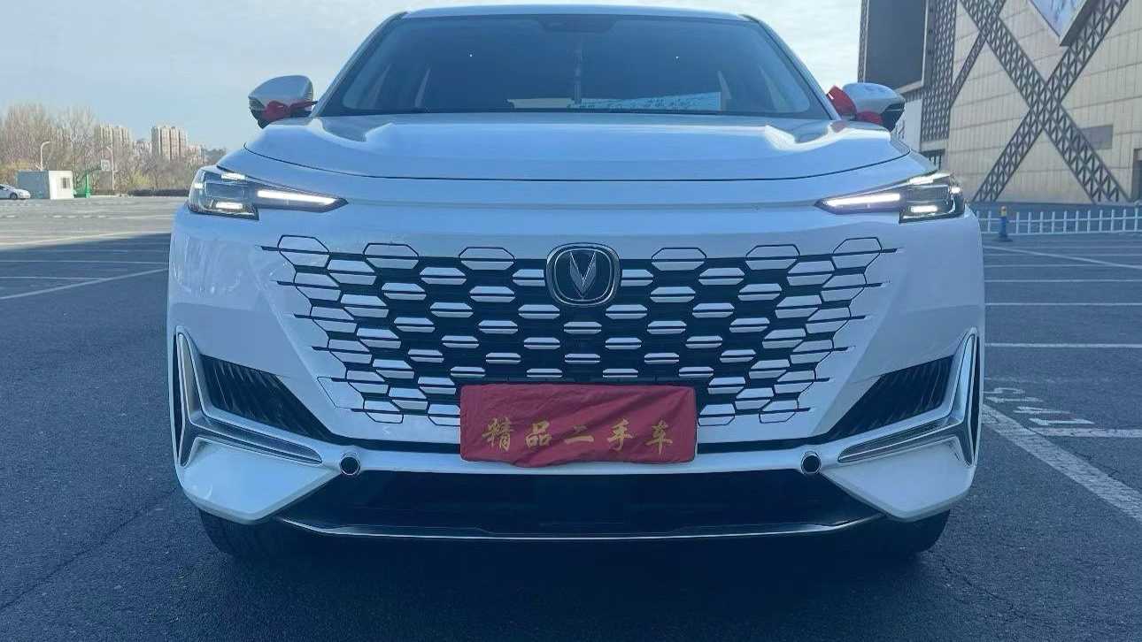 Changan UNI-K iDD‌ 2022 Intelligent iDD 130km 1.5T Excellence Model