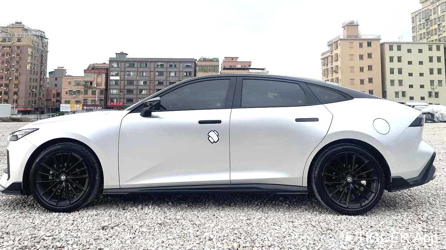 Changan UNI-V 2022 1.5T Excellence Model